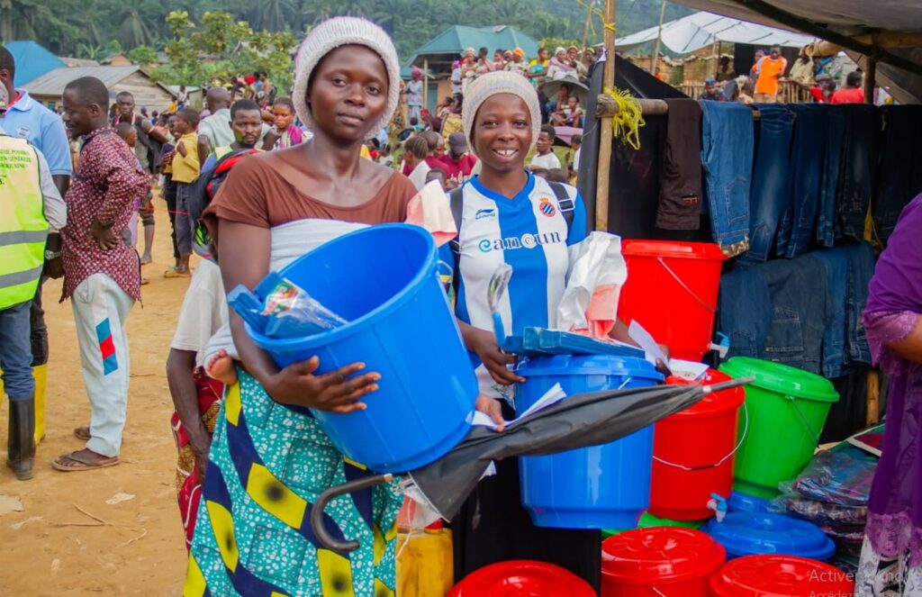 img-20250429-wa03392120460045315624774-1024x663 Lutte contre les maladies diarrhéiques à Buhimba : Tearfund distribue des kits d’hygiène à Goma