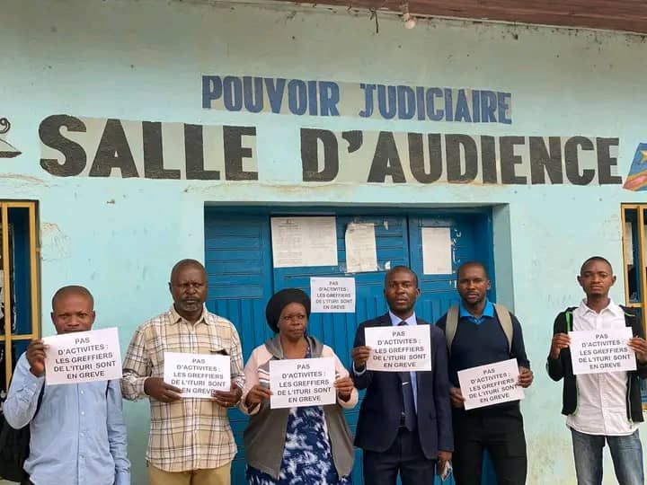 img-20250512-wa01418391658791348192872 Ituri : les greffiers de la Cour d’appel entrent en grève sèche pour dénoncer plus de 15 ans d’arriérés