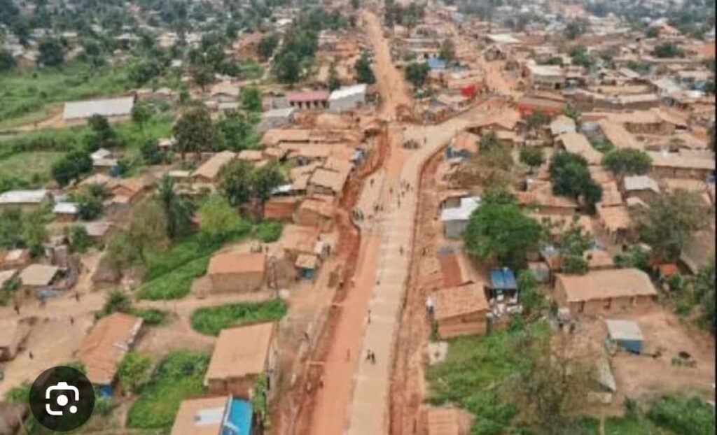 img-20250523-wa01595419472992825675457-1024x622 Watsa : vives tensions à Durba, un journaliste blessé lors d’une manifestation