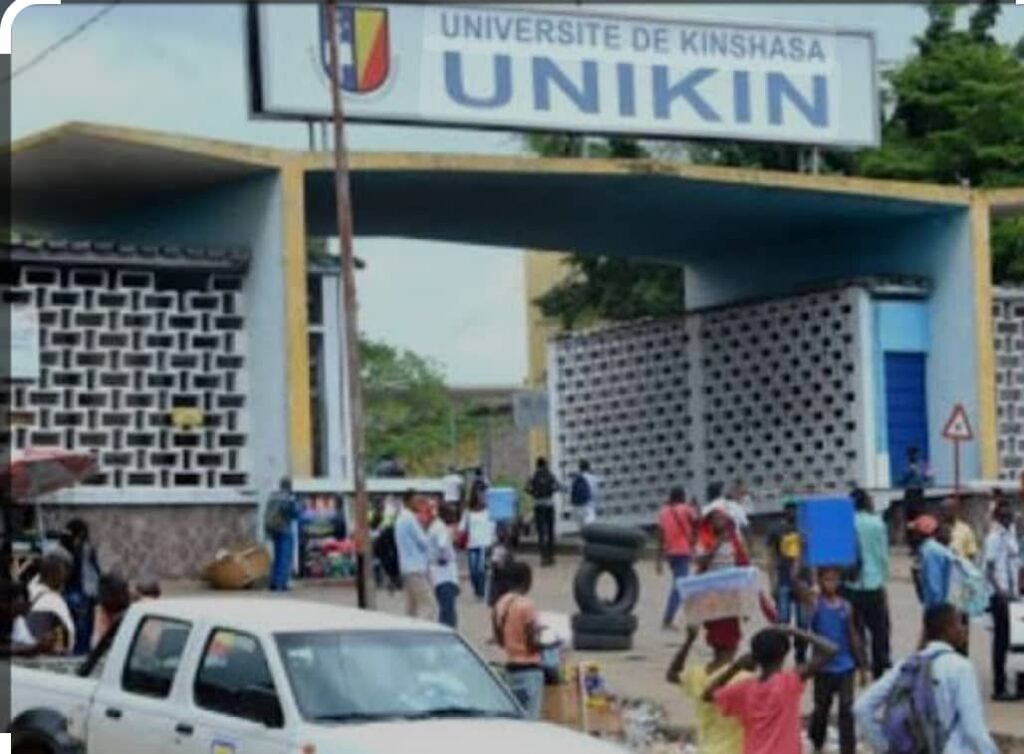 img-20250531-wa01065580485247405964046-1024x754 Kinshasa : braquage en plein jour à l’UNIKIN, deux étudiants blessés et plus de 7 000 dollars volés