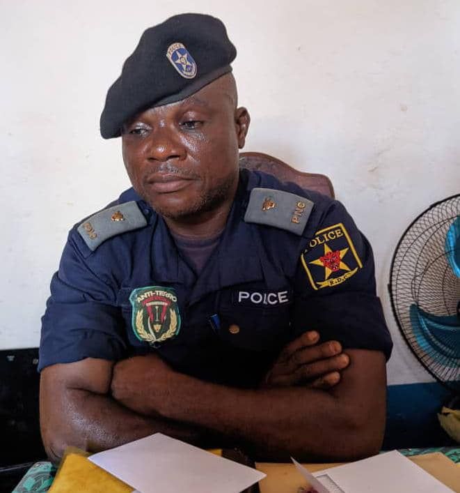 img-20250604-wa00042355359674548120271 Watsa : le major Vicky Mbayo, nouveau commandant de Moku, appelle la population à une collaboration étroite avec les forces de sécurité