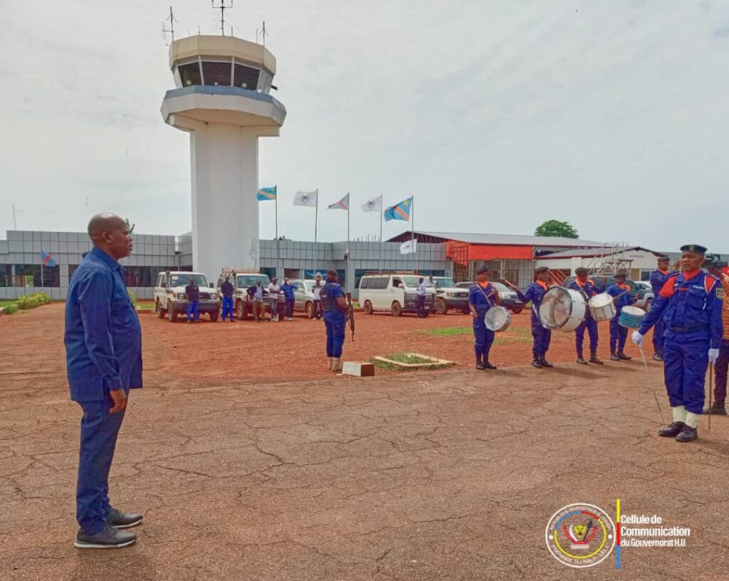 img-20250605-wa00298751756237378686677-1024x817 Haut-Uele : le gouverneur Jean Bakomito Gambu s'envole pour Kolwezi afin de participer à la 12ᵉ Conférence des gouverneurs