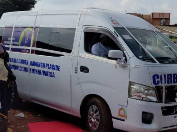 img-20250630-wa03681124985905139250434 Watsa : le député OMBENI KAVUNGA offre un corbillard à la chefferie Mari-Minza pour soulager les familles en deuil