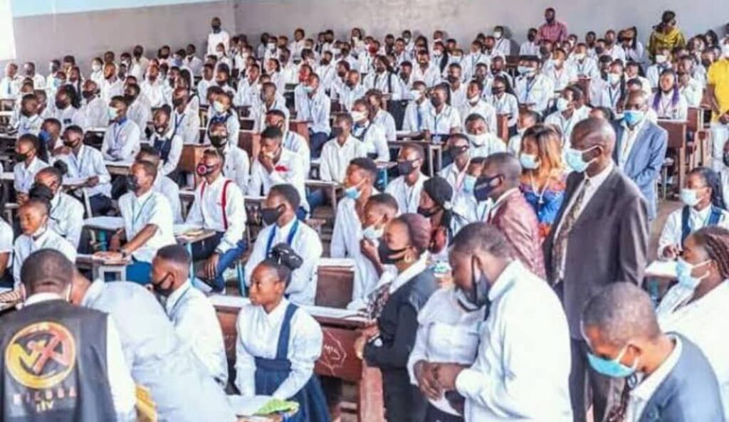 img-20250728-wa00418572346568810887353-1024x593 RDC/Éducation : coup d’envoi des épreuves de l’Examen d’État pour plus d’un million de finalistes