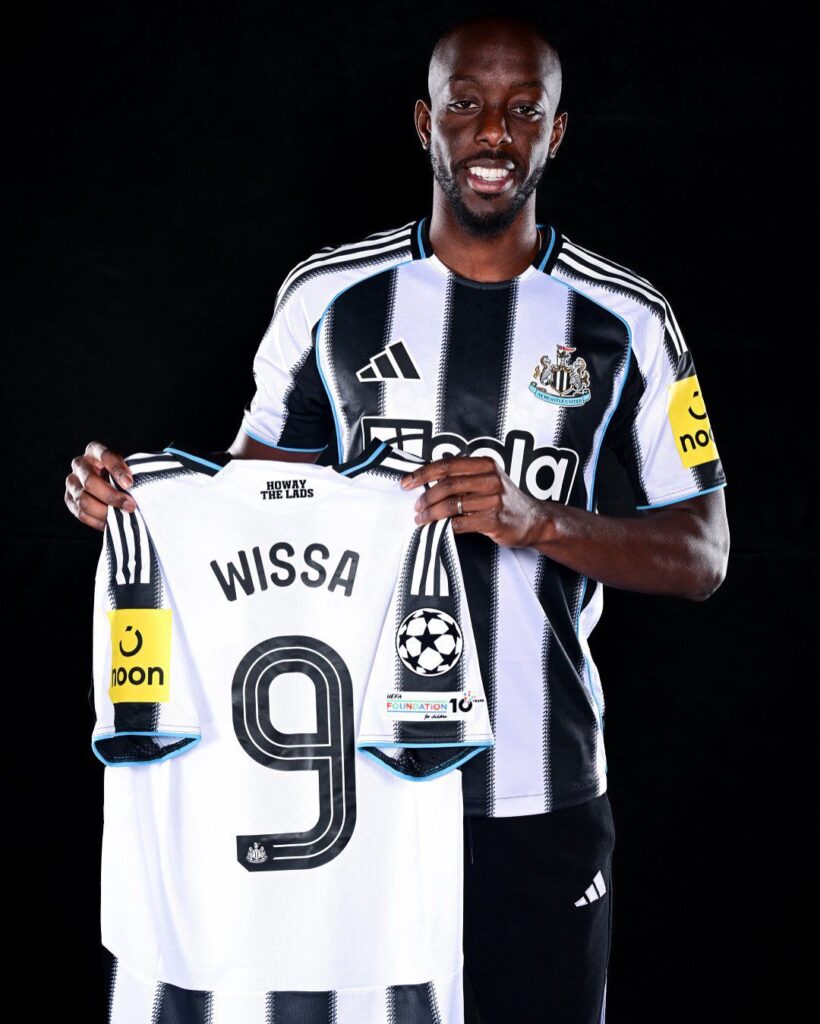 img-20250902-wa00706279198684709711607-820x1024 Football : Yoane Wissa s’engage avec Newcastle et découvre la Ligue des champions