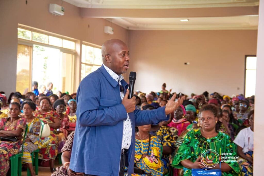 img-20250920-wa01534639413646871708916-1024x683 Haut-Uele : le Gouverneur Jean Bakomito échange avec les femmes leaders d'Isiro pour la sécurité et le développement