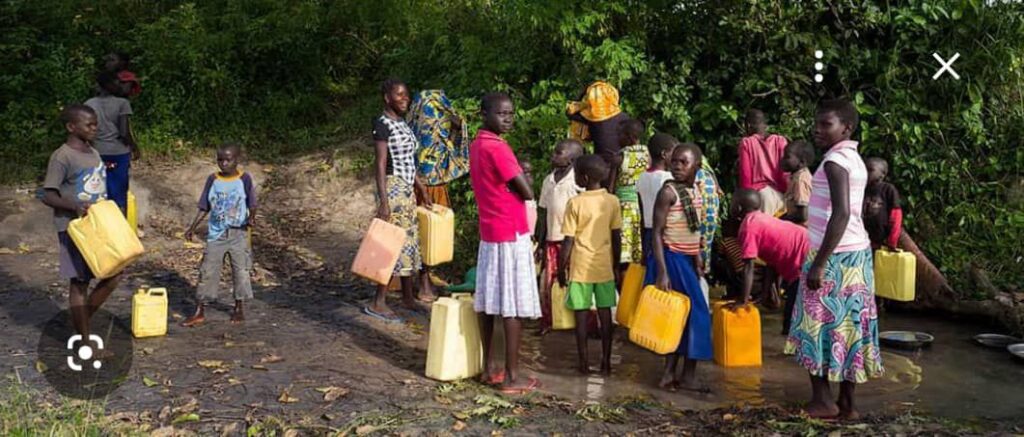 img-20251019-wa00235191466024552707577-1024x437 Ituri : pénurie d’eau potable dans le village de Guma, la population lance un cri d’alarme