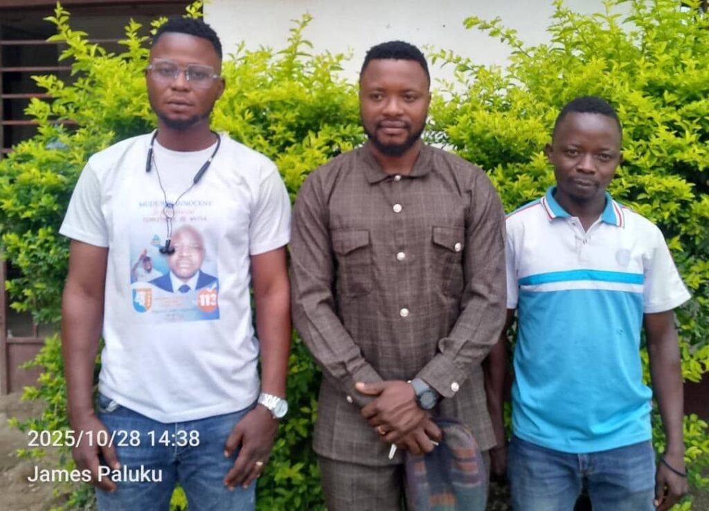 img-20251028-wa03129086902779948179180-1024x738 Watsa/Wanga : crise de confiance à l’ATAMWA, les taximen exigent le départ de leur président