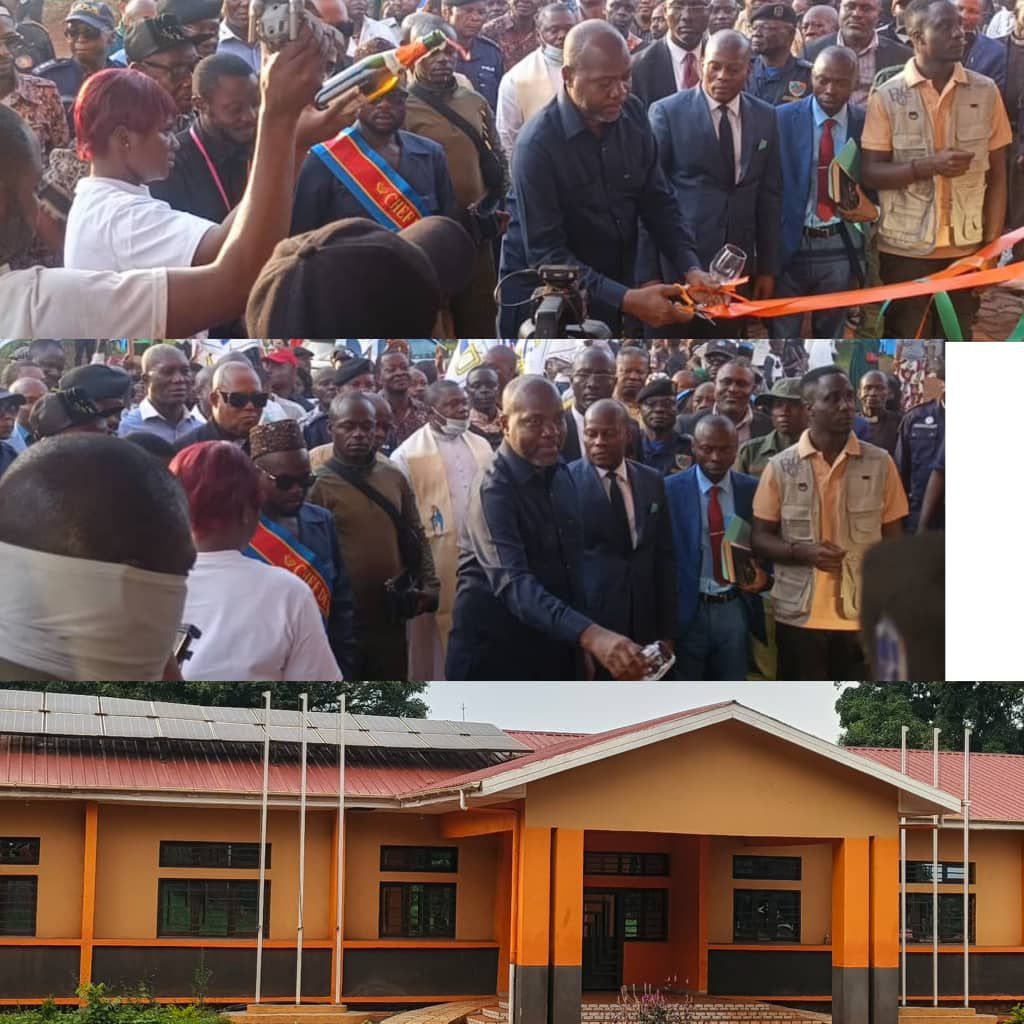 img-20251127-wa01831416995161520130865 Haut-Uele : le bureau administratif du territoire de Watsa inauguré par le gouverneur Jean Bakomito Gambu dans le cadre du Programme des 145 territoires