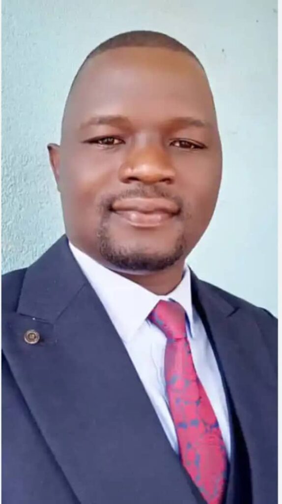 img-20251204-wa04366676859399736935212-574x1024 Haut-Uele : le député honoraire Tasile Akuma brise le silence et dénonce la campagne de diffamation contre le PAP Justin Zamba Ndezu menée par le communicateur du gouverneur, Caleb Bodio