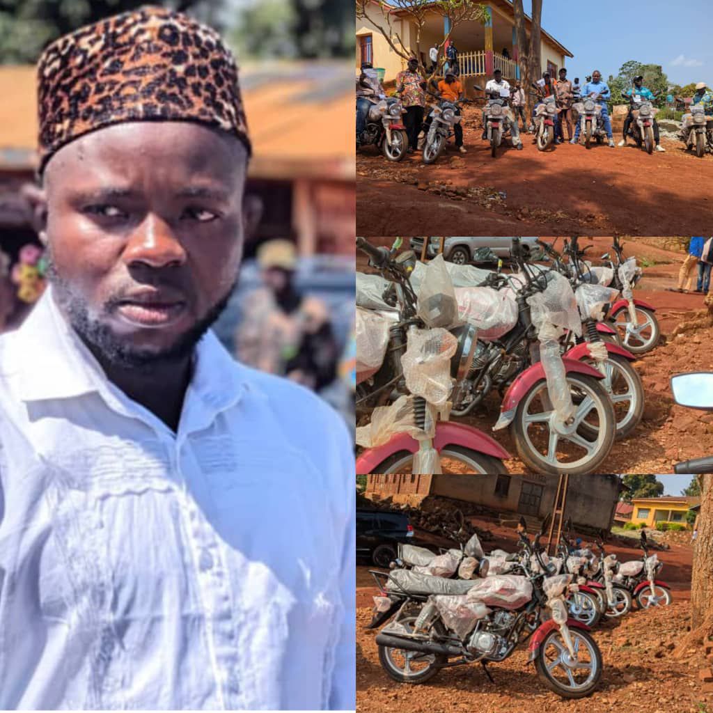 img-20251212-wa033514112451831358185824 Haut-Uele : patriotisme en action, le Chef de secteur Mangbutu Augustin Amuta Maramudi, dote les chefs de quartiers et la police de la cité de Watsa de motos neuves