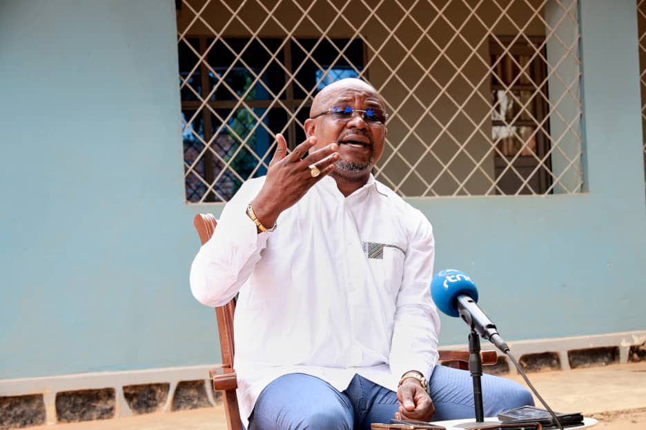 img-20260109-wa015813460614985443436451 Haut-Uele : le Conseiller Spécial Didier Pkaragume salue les réalisations du Gouverneur Jean Bakomito et recadre le sénateur Christophe Baseane Naanga en exil