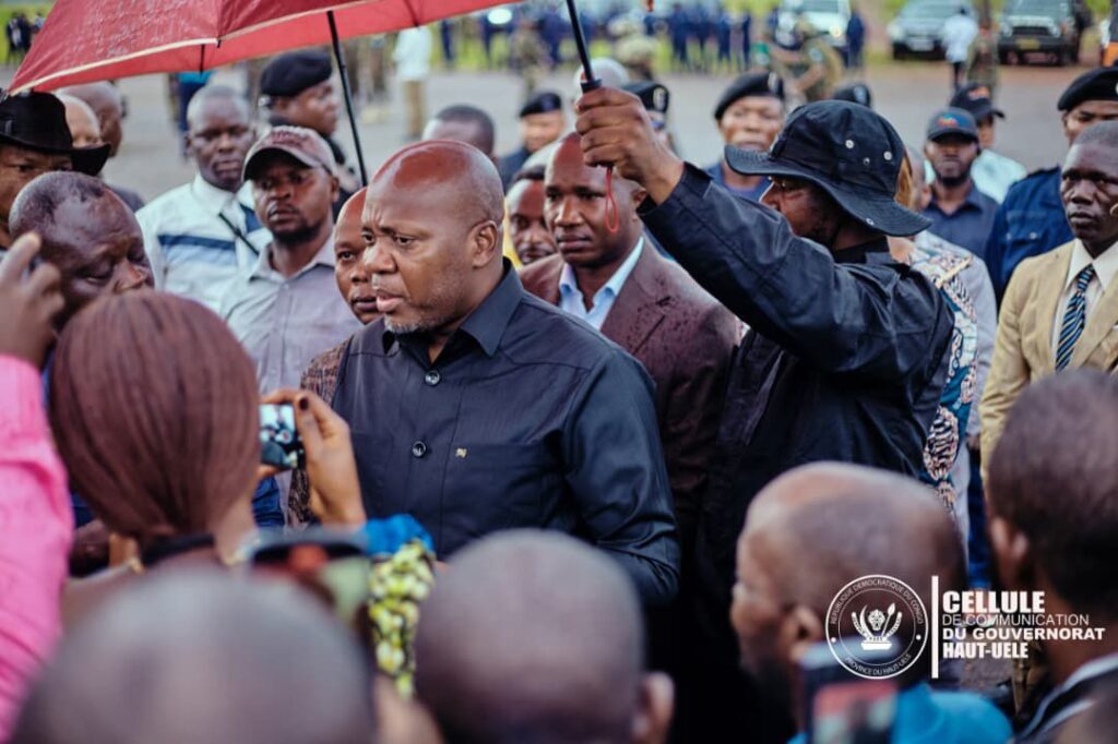 img-20260411-wa0272439549225840301355-1024x682 Haut-Uele : le Gouverneur Jean Bakomito arrache 50 kilomètres d’asphalte supplémentaires auprès du Gouvernement  Central