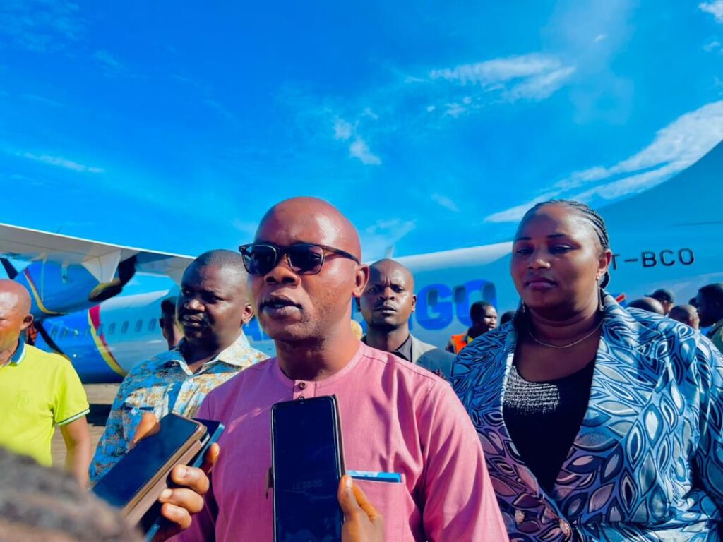 img-20260510-wa018617943393697936658111-1024x768 Haut-Uele : de retour de Kinshasa, Le Vice-Gouverneur Christophe Dara appelle la population à l’unité autour du Chef de l’État et du gouverneur Jean Bakomito