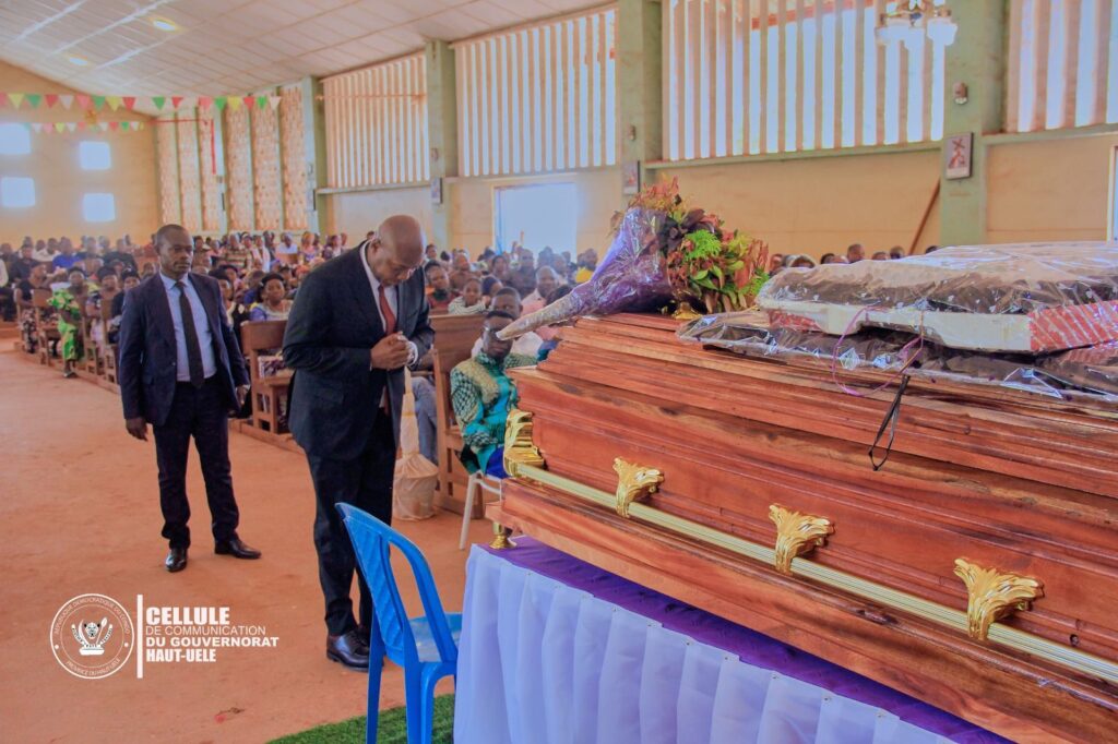 img-20260619-wa027114109493375824630968-1024x682 Haut-Uele : le Gouverneur Jean Bakomito Gambu a rendu un dernier hommage au Patriarche Emmanuel Amengindra Aseka Mungaki