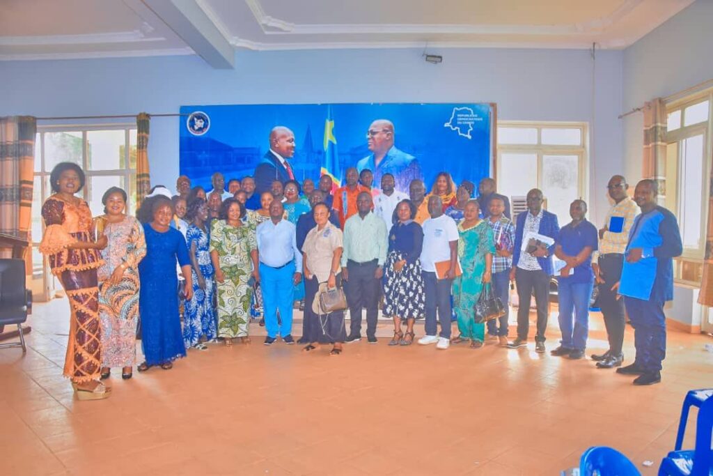 img-20260806-wa026815876590179630489486-1024x683 Haut-Uele : la DGRHU clôture sa campagne de sensibilisation et mise sur une mobilisation accrue des recettes