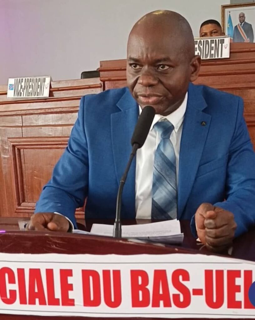 img-20260811-wa001116122739317246913388-815x1024 Bas-Uele : précarité scolaire dans la chefferie Madi, le député provincial Simon Tutu tire la sonnette d’alarme et interpelle les autorités