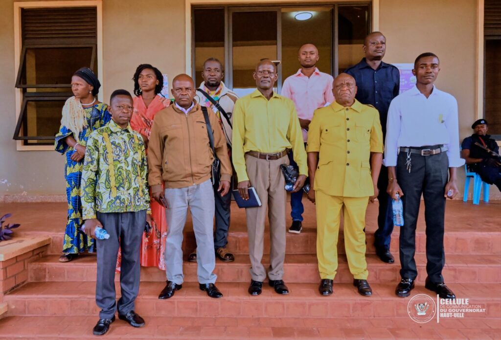 img-20260811-wa0395198777576129043973-1024x695 Haut-Uele : la synergie de la société civile de Medje-Mango rassurée par le Gouverneur Jean Bakomito sur la réhabilitation imminente de l'axe Isiro–Medje