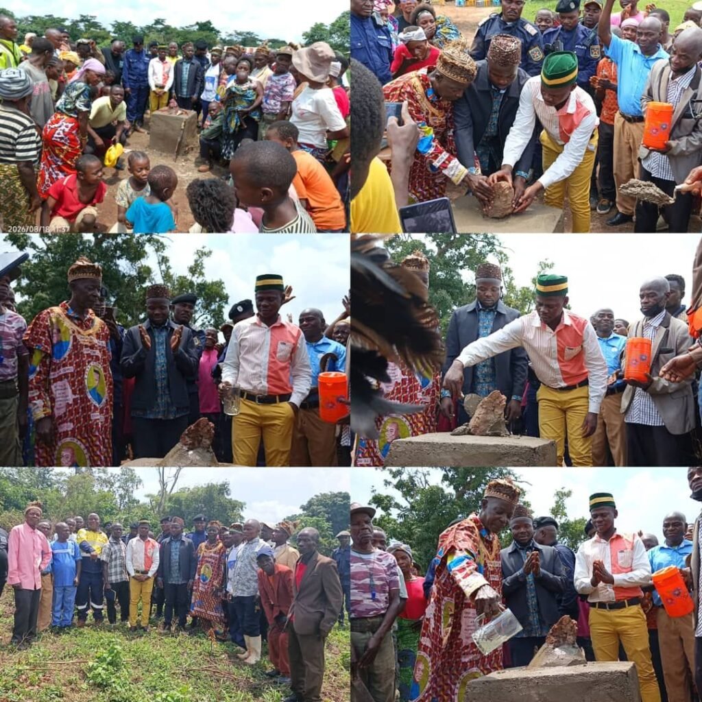 img-20260818-wa08655600625094457845452-1024x1024 Watsa : le chef de secteur Mangbutu Augustin Amuta Maramudhi pose une première pierre historique pour la construction d’un bâtiment moderne de l’EP Arebi à Agukogbine (Karrosso)