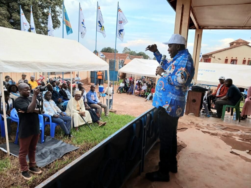 img-20260919-wa01797982861777499535782-1024x768 Haut-Uele : à Isiro, le Gouverneur Jean Bakomito appelle à une mobilisation responsable autour du dialogue national initié par le Président Félix Tshisekedi
