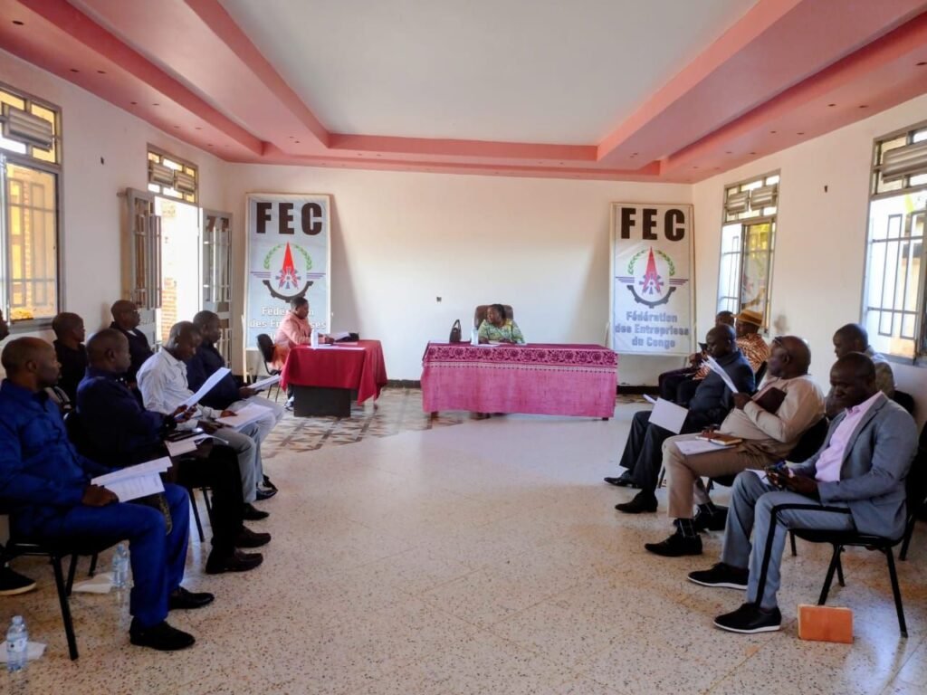 IMG-20261012-WA0307-1024x768 Haut-Uele/FEC : le comité de crise présente le bilan de son mandat et laisse au conseil provincial le choix de la suite du processus électoral
