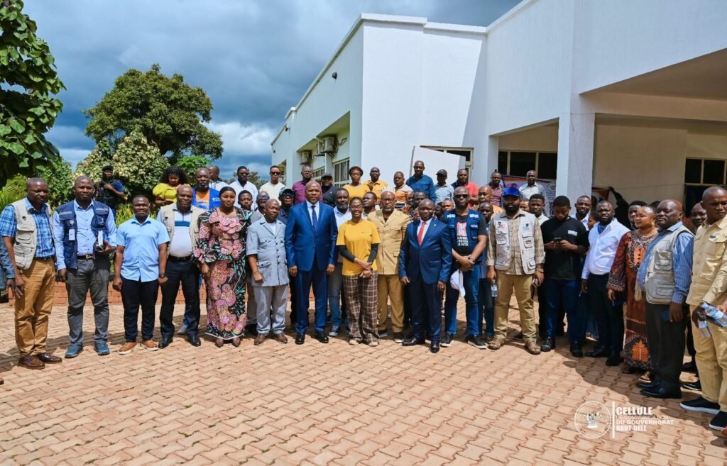 img-20260930-wa03795026499585376050567-1024x657 Haut-Uele : le Gouverneur Jean Bakomito mise sur les acteurs miniers pour freiner Ebola